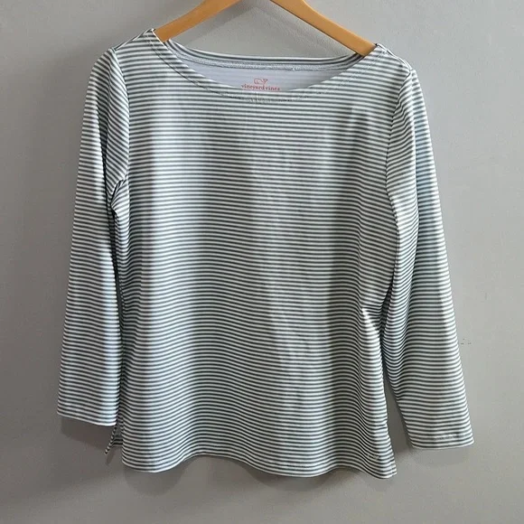 Green and White Striped Vineyard Vines Slub Shirt Size Medium - Picture 2 of 9